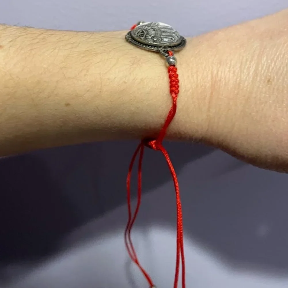 Evil Eye/Hand of Fatima - Handmade Braided Red String Bracelet - Adjustable Size - Picture 5 of 9